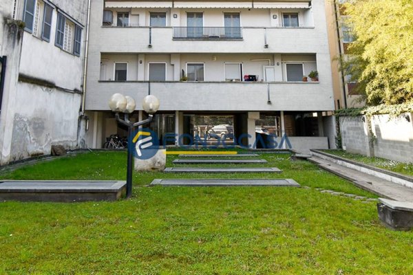 casa indipendente in vendita a Lodi in zona Fanfani