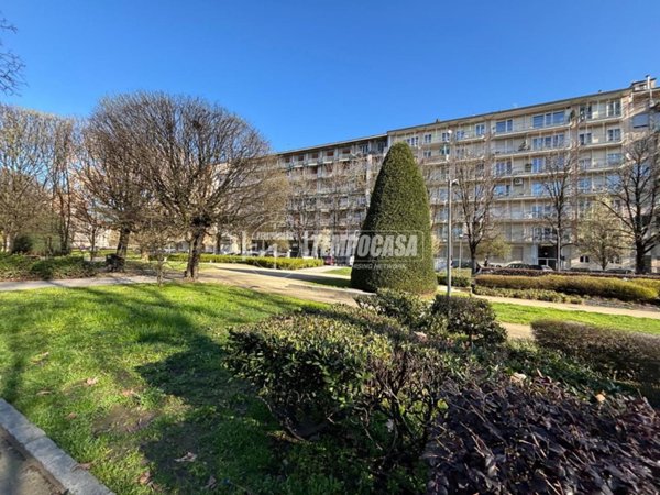 appartamento in vendita a Lodi in zona Fanfani