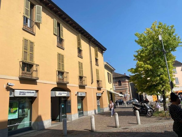 appartamento in vendita a Lodi in zona Città Bassa