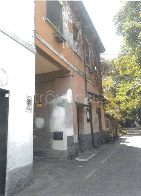 appartamento in vendita a Lodi in zona Torretta