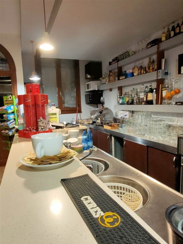 locale commerciale in vendita a Lodi in zona San Fereolo