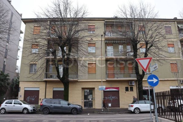 appartamento in vendita a Lodi in zona San Bernardo
