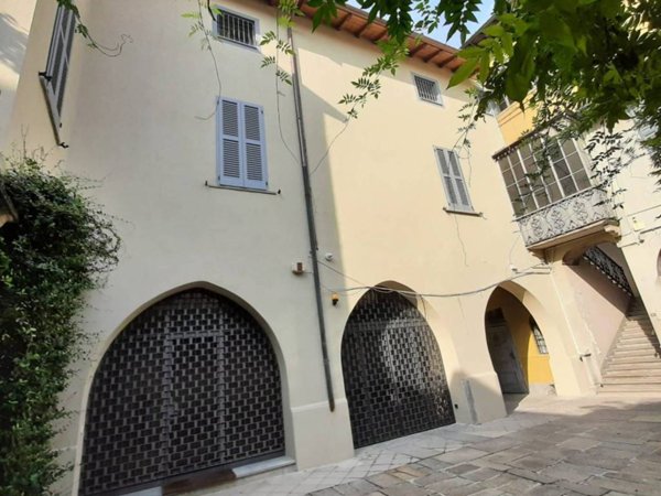 appartamento in vendita a Lodi in zona Centro Storico