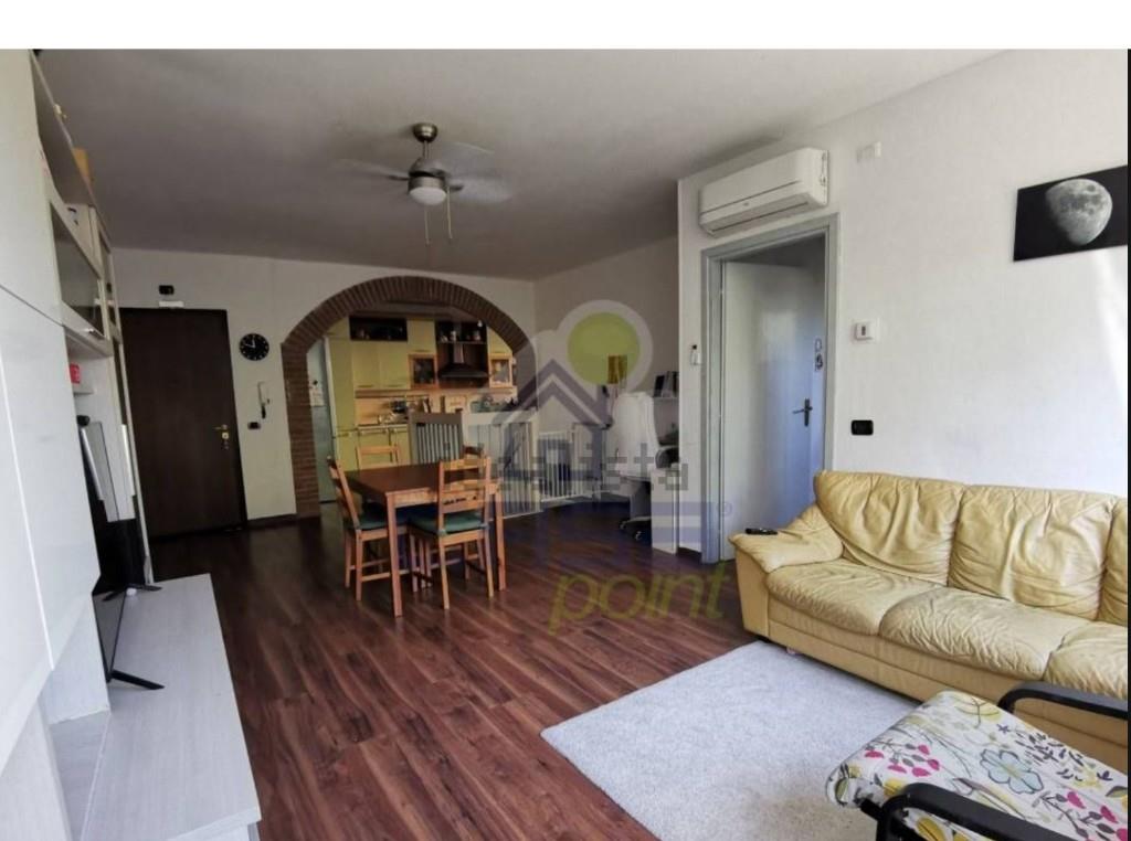 appartamento in vendita a Lodi in zona Via Campo di Marte