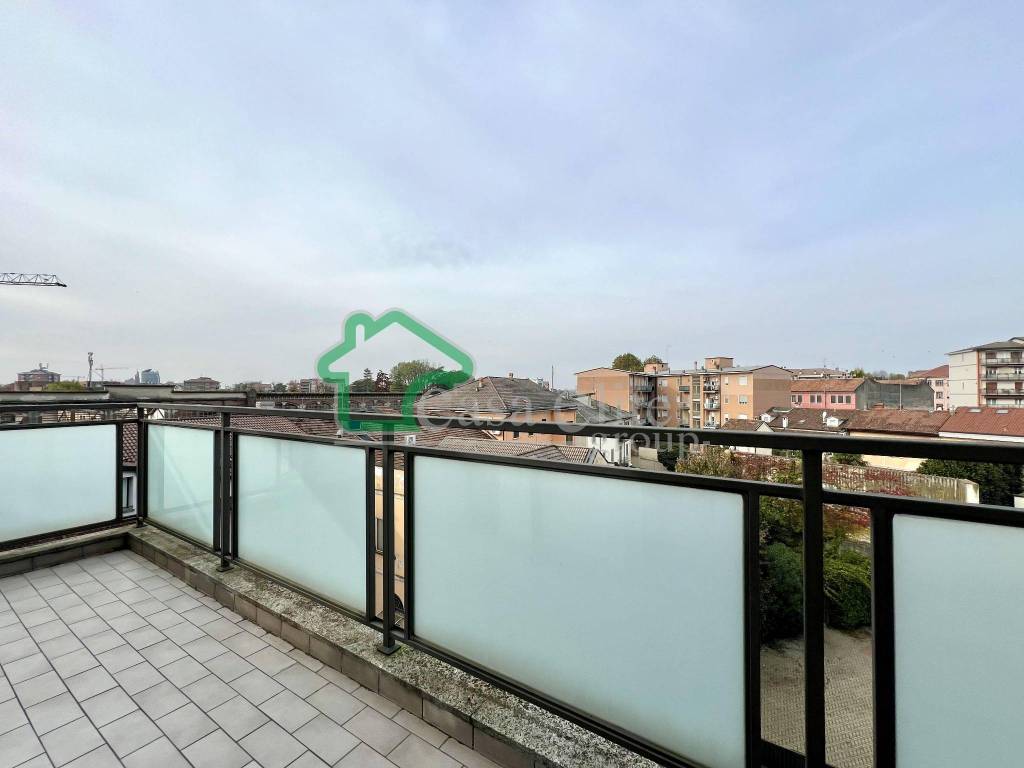 appartamento in vendita a Lodi in zona Fanfani