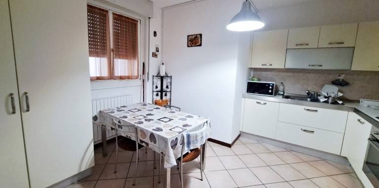 appartamento in vendita a Lodi in zona Fanfani