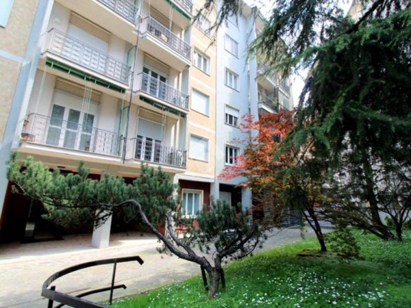 appartamento in vendita a Lodi in zona Fanfani