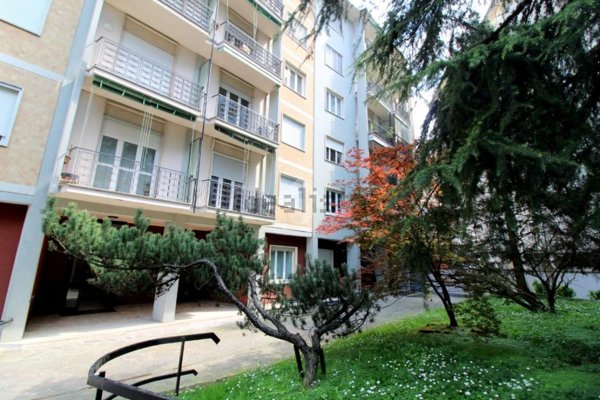 appartamento in vendita a Lodi in zona Fanfani