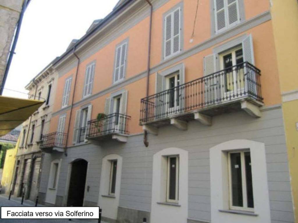 appartamento in vendita a Lodi in zona Centro Storico