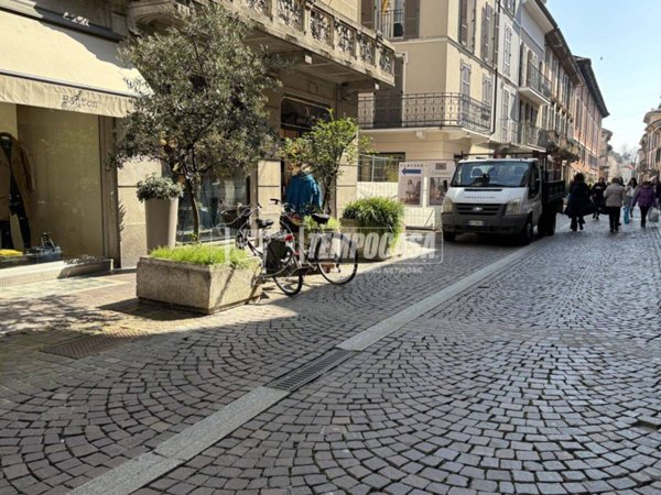 appartamento in vendita a Lodi in zona Centro Storico
