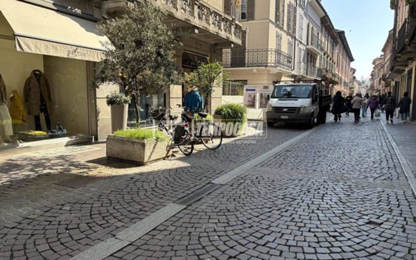 appartamento in vendita a Lodi in zona Centro Storico