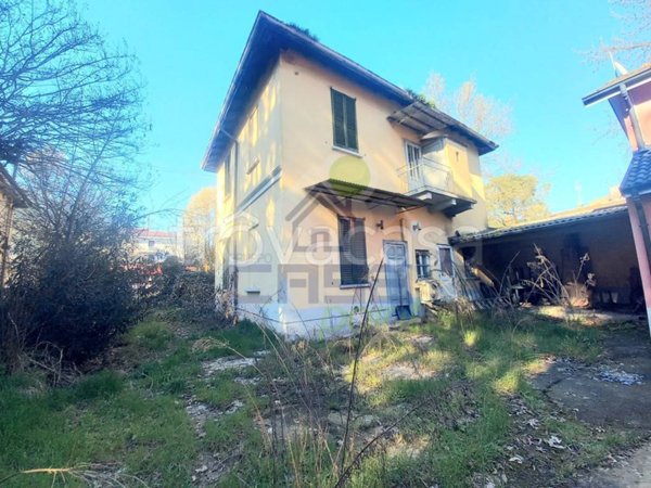 casa indipendente in vendita a Lodi in zona Viale Pavia