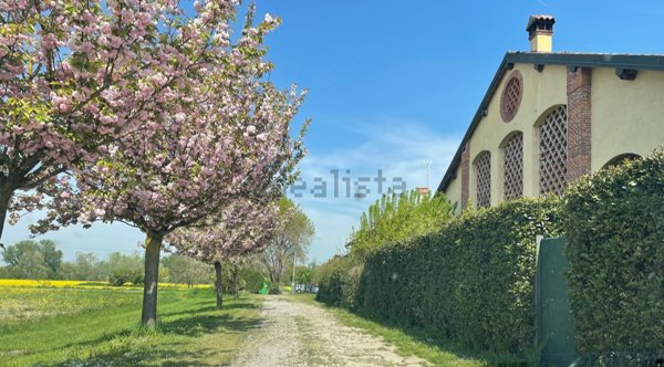 casa indipendente in vendita a Lodi in zona Faustina