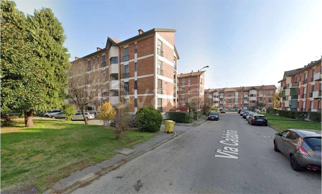 appartamento in vendita a Lodi in zona Viale Italia