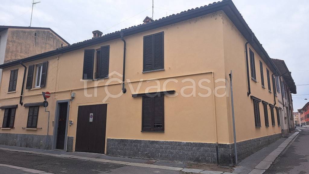 appartamento in vendita a Lodi in zona Centro Storico