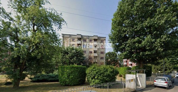 appartamento in vendita a Lodi in zona Viale Pavia