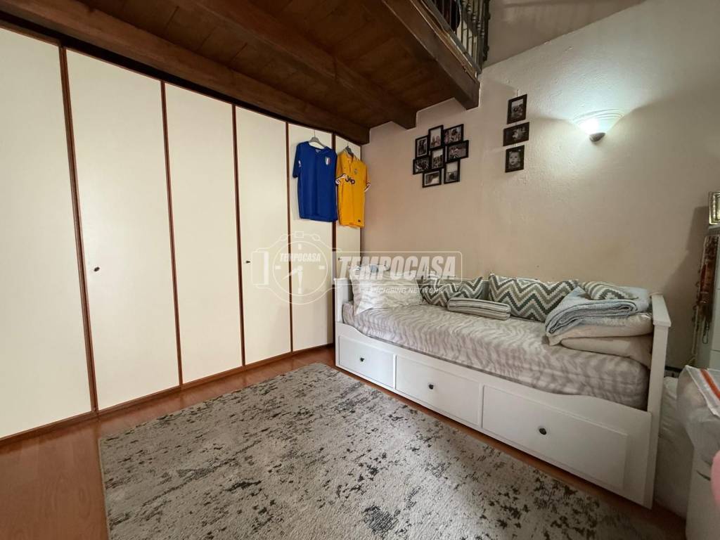 appartamento in vendita a Lodi in zona Città Bassa