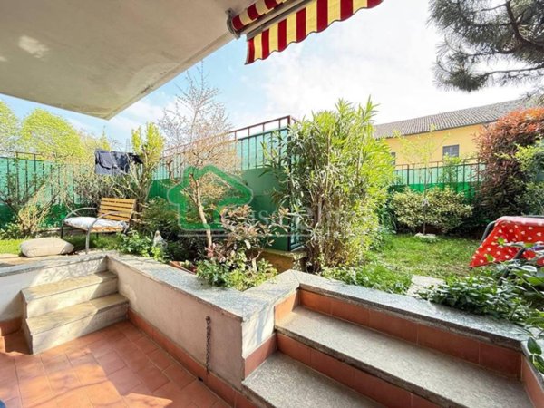 appartamento in vendita a Lodi in zona San Fereolo
