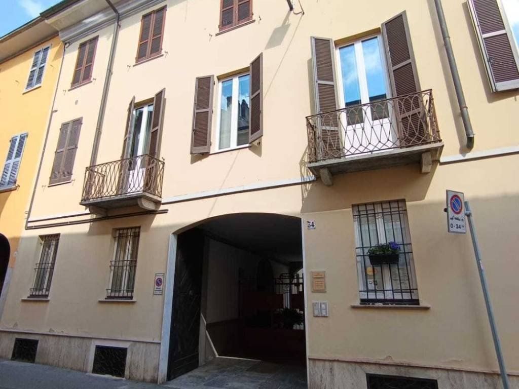 appartamento in vendita a Lodi in zona Centro Storico
