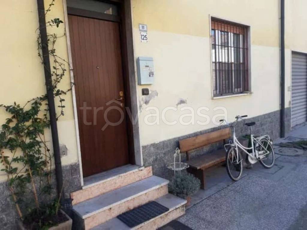 casa indipendente in vendita a Lodi