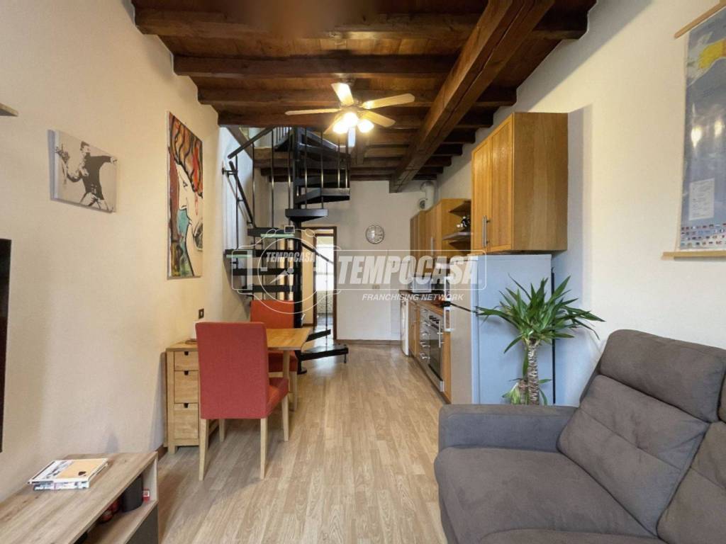 appartamento in vendita a Lodi in zona Fanfani