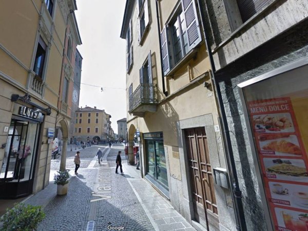 appartamento in vendita a Lodi in zona Centro Storico