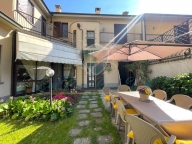 casa indipendente in vendita a Lodi in zona Centro Storico