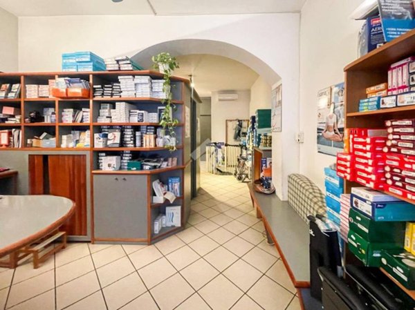 negozio in vendita a Lodi in zona Centro Storico