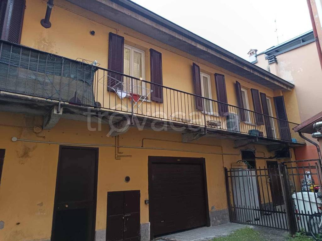 appartamento in vendita a Lodi in zona Centro Storico