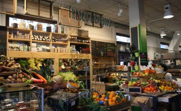 negozio in vendita a Lodi