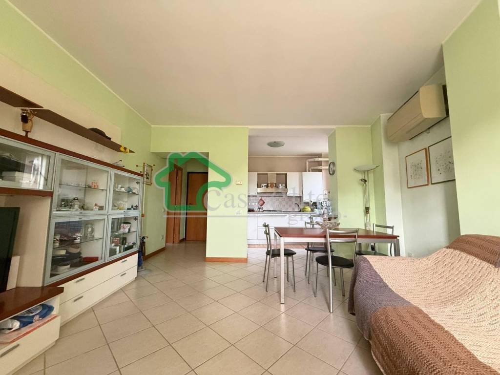 appartamento in vendita a Lodi in zona San Fereolo