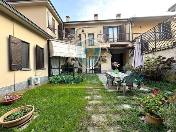 casa indipendente in vendita a Lodi in zona Centro Storico