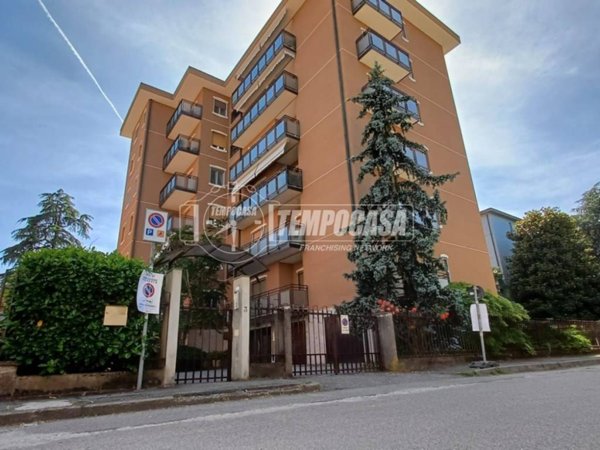 appartamento in vendita a Lodi in zona Fanfani