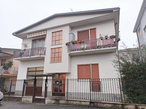 appartamento in vendita a Lodi in zona San Fereolo