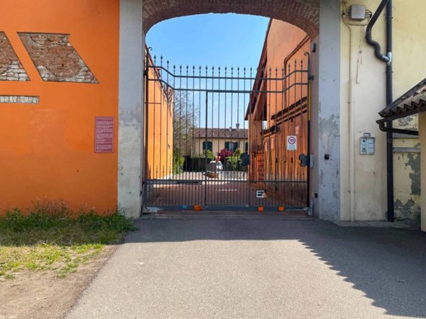 casa indipendente in vendita a Lodi in zona Piazza Albarola