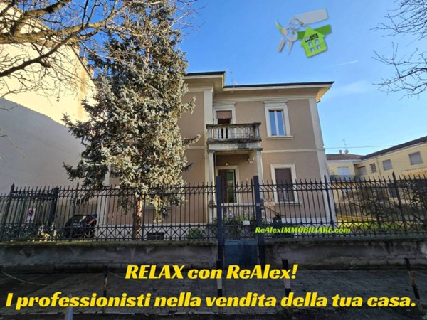 appartamento in vendita a Lodi in zona Città Bassa