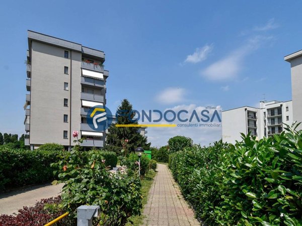 appartamento in vendita a Lodi in zona San Fereolo
