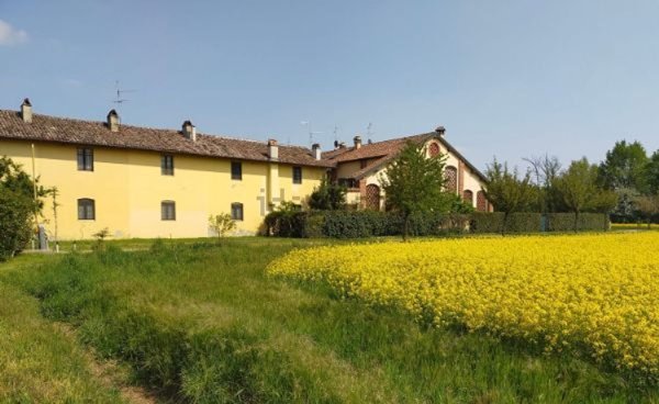 casa indipendente in vendita a Lodi in zona Faustina
