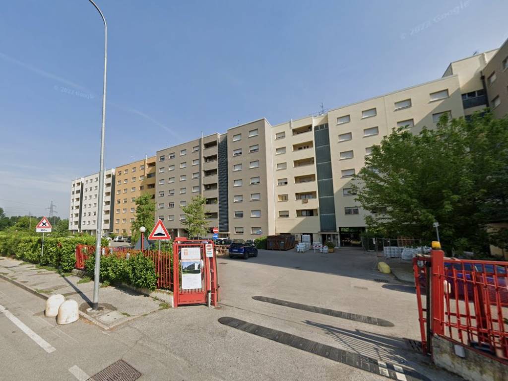 appartamento in vendita a Lodi in zona Piazza Albarola