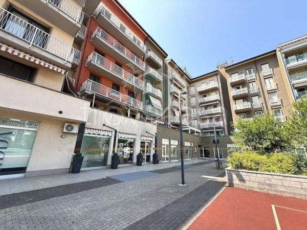 appartamento in vendita a Lodi in zona Piazza Albarola