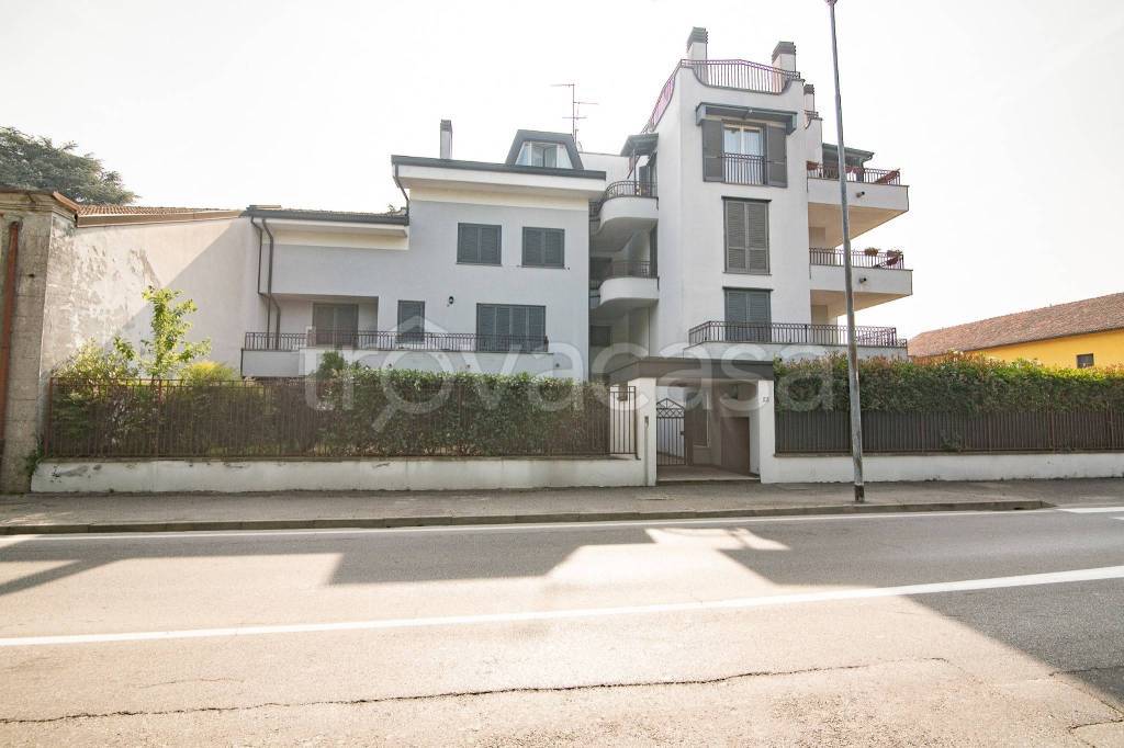 appartamento in vendita a Lodi in zona Fanfani