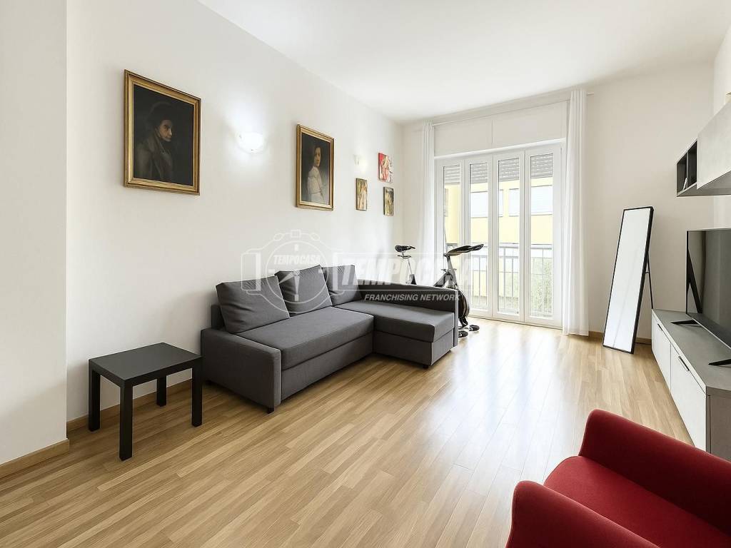 appartamento in vendita a Lodi in zona Città Bassa