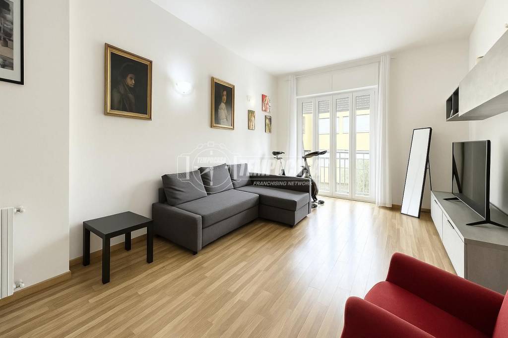 appartamento in vendita a Lodi in zona Città Bassa