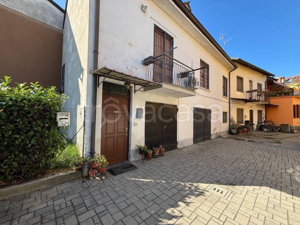 appartamento in vendita a Lodi in zona Torretta