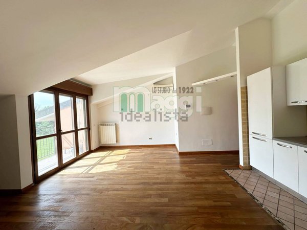 appartamento in vendita a Lodi in zona Torretta