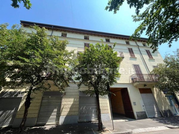 appartamento in vendita a Lodi in zona Città Bassa
