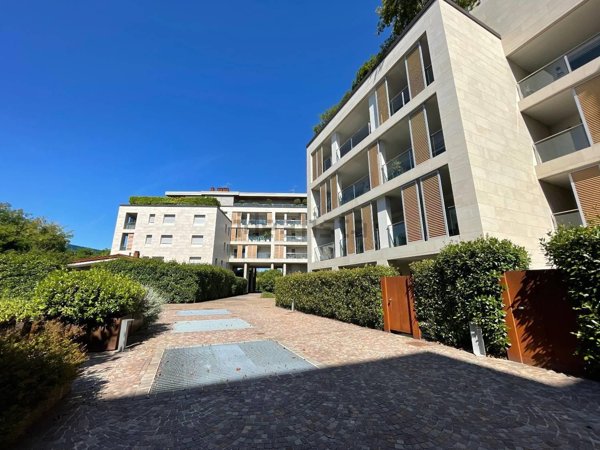 appartamento in vendita a Lodi in zona Viale Italia