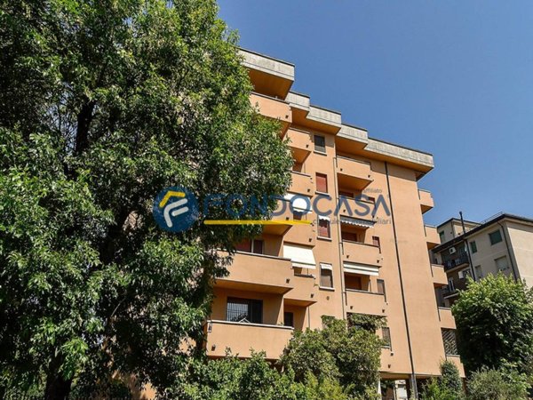 appartamento in vendita a Lodi in zona San Bernardo
