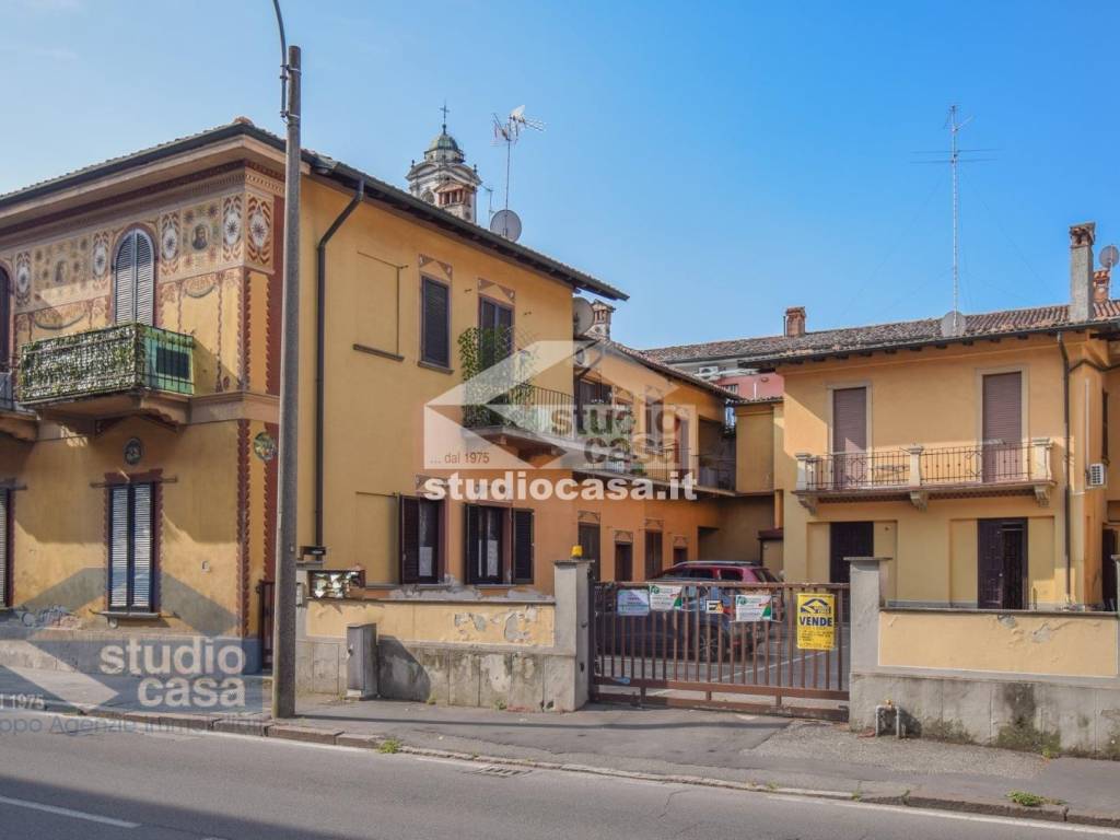 appartamento in vendita a Lodi in zona Città Bassa