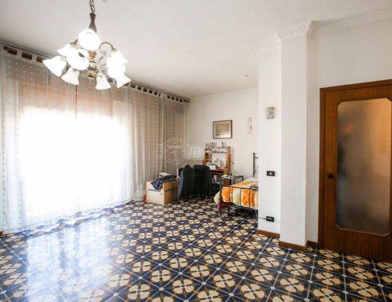 appartamento in vendita a Lodi in zona Fanfani